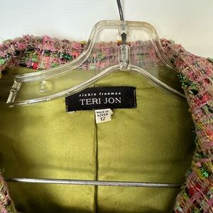 Teri Jon skirt suit size 12 beautiful ribbon details